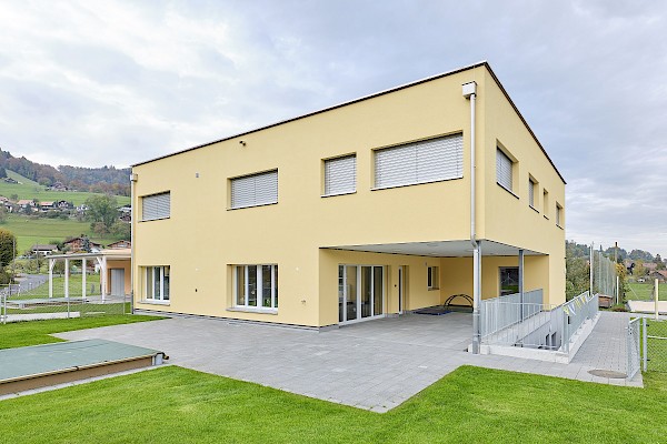 Neubau KITA Gebäude in Elementbauweise Holz Region Thun