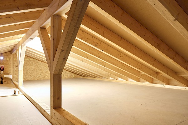 Dachkonstruktion bei Aufstockung Einfamilienhaus Region Bern