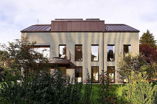 Dachkonstruktion zu EFH Region Bern inklusive Dachaufbauten